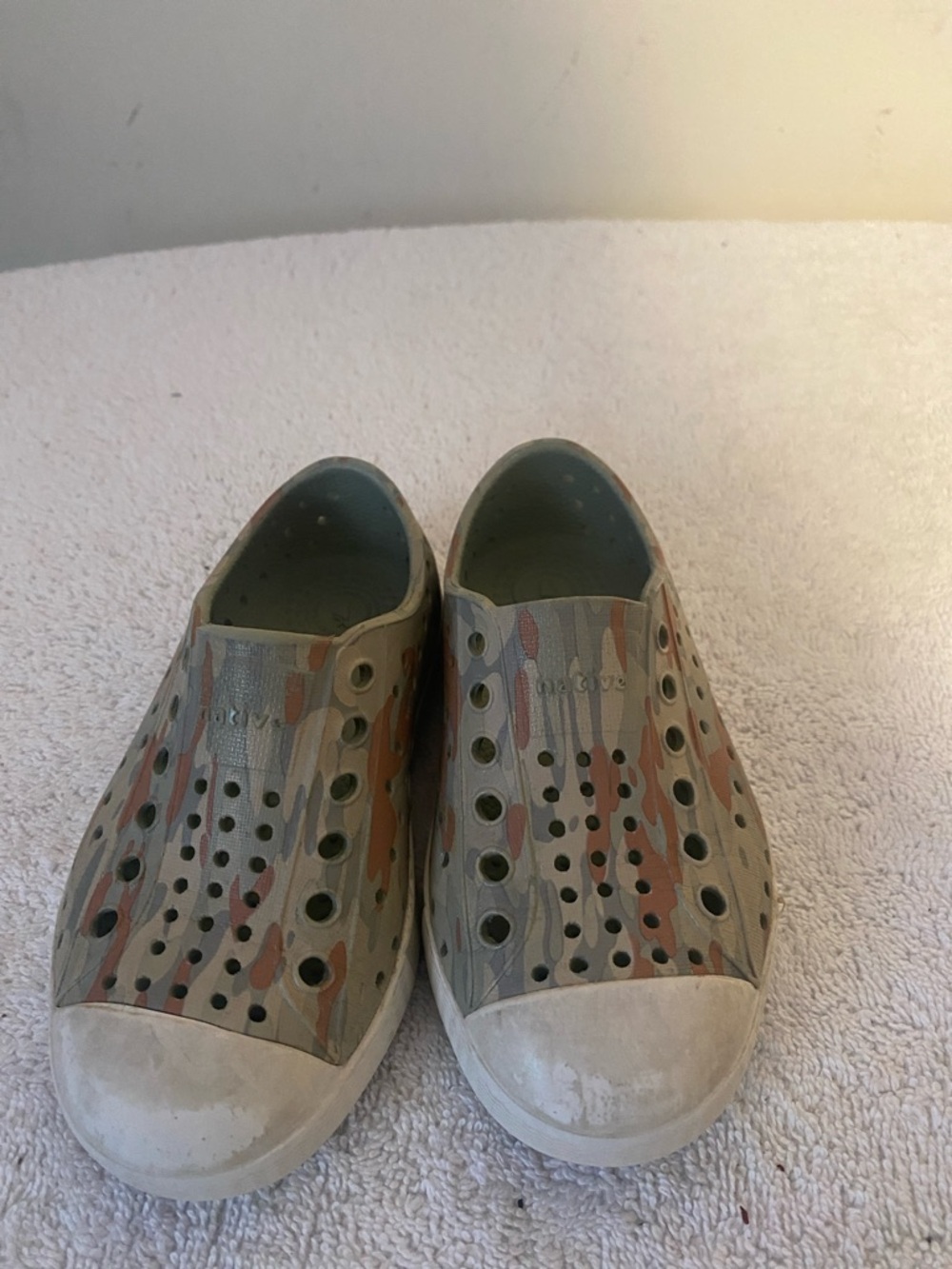 Native Kids Slip-On Water Shoes in Olive Green and Tan Camo
